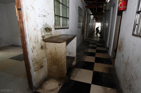 北京40平方米雜亂蝸居,僅花費30萬改造成4室1廳,同時住6人 北京40平方米雜亂蝸居,僅花費30萬改造成4室1廳,同時住6人