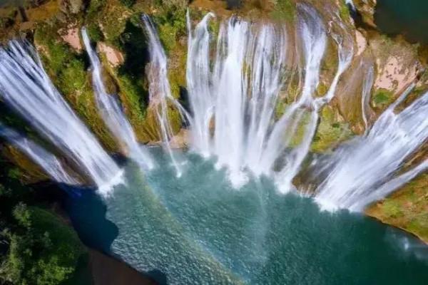 分享，最美瀑布，收藏了.