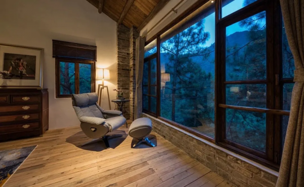 廣州自駕1h，清遠筆架山浪漫野奢民宿，無邊森林泳池丨外寓