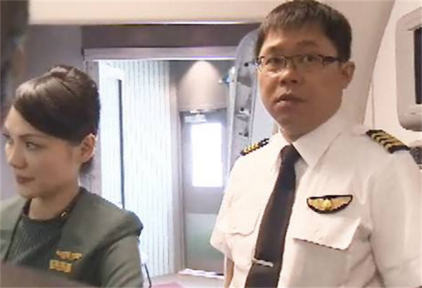 “海上皇帝”私生子：繼承4000億臺幣遺產，曾因空姐損失20億臺幣