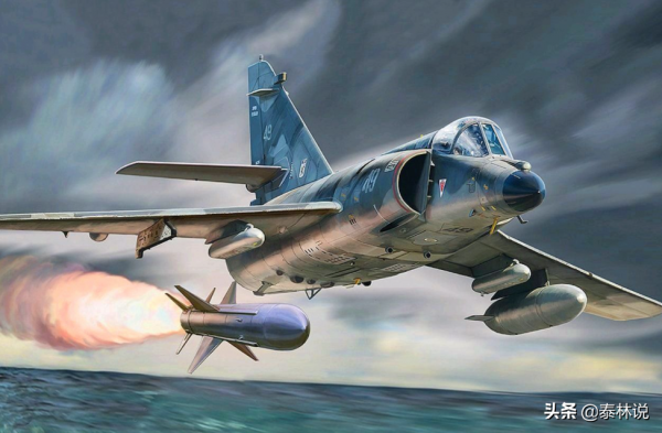 1982年，英國導彈驅逐艦為打個電話，六天後損失了200000000美元