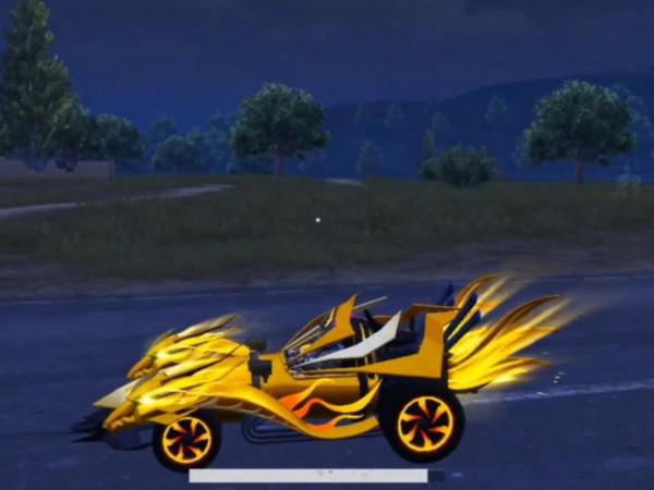 “吃雞”3款新蹦蹦面板搶先看，全身烈焰特效，合金龍骨不香了