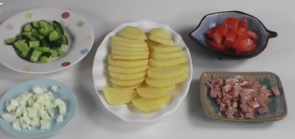 兒童愛吃的簡單菜——雞蛋培根土豆泥 兒童愛吃的簡單菜——雞蛋培根土豆泥