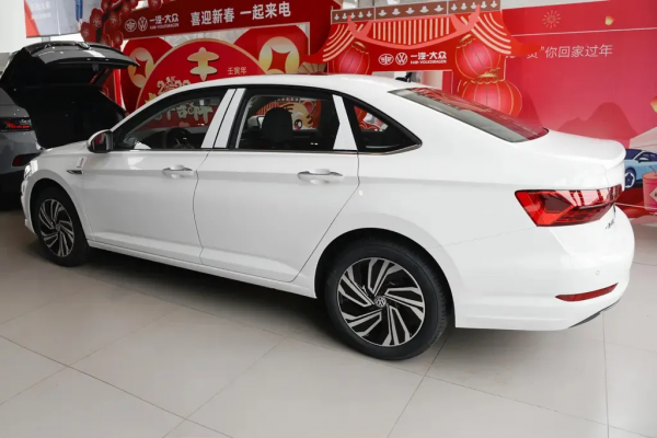 2022款一汽大眾速騰上市，售價13&period;35-16&period;59萬，上市7款車型可選