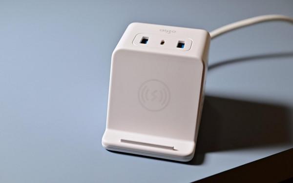 多功能USB插排，支援iPhone 13 20W快充，aigo無線充魔方開箱體驗