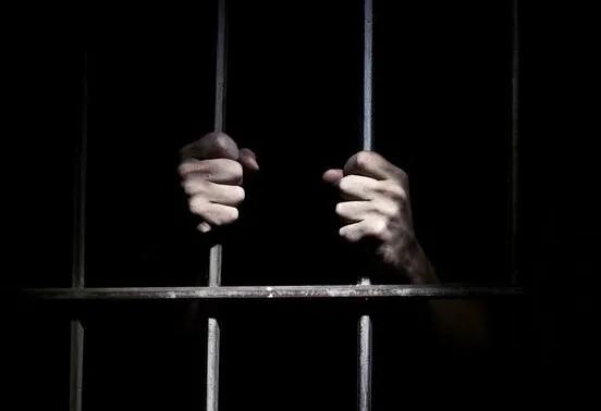 二進宮——鐐號(七十六) 二進宮——鐐號(七十六)