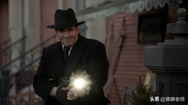 “驍勇善戰”的美國稅務警察：武裝持槍“捉”你去交稅