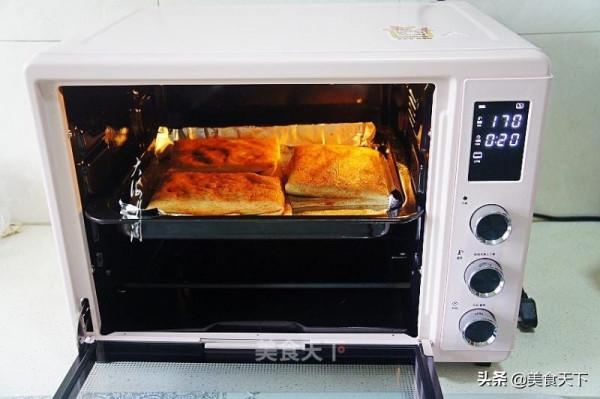 這樣的餡餅你喜歡嗎?皮薄餡多,用料十足!一口下去滿嘴留香 這樣的餡餅你喜歡嗎?皮薄餡多,用料十足!一口下去滿嘴留香