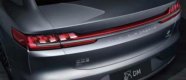 3.漢DM全球安全智慧新能源旗艦轎車 3.漢DM全球安全智慧新能源旗艦轎車