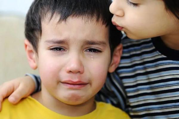 孩子不會拒絕別人怎麼辦？老師的三句話，讓TA勇敢說“不”