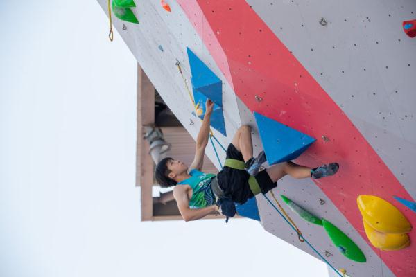 全運會|14歲攀巖冠軍:長大還是想當個醫生 全運會|14歲攀巖冠軍:長大還是想當個醫生