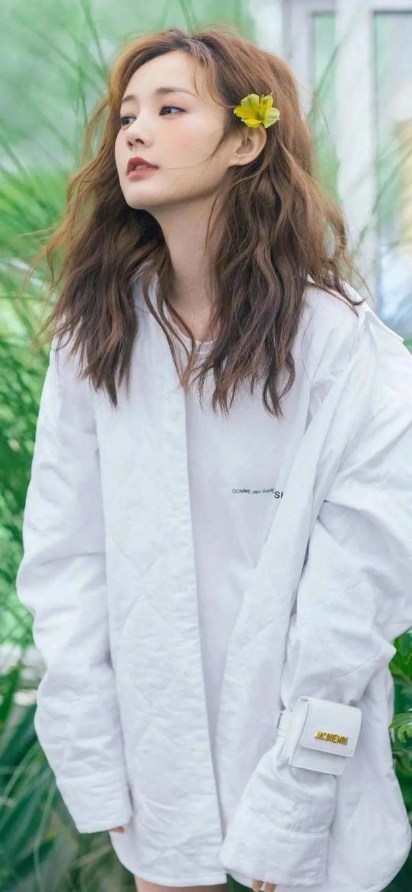 李一桐 全面屏桌布