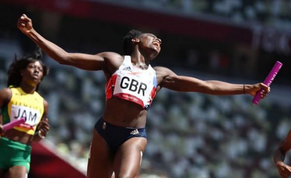 在你我最熟悉的場地，每一滴汗水都是一個故事