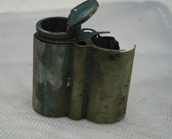 新加坡海域古沉船發現大批元青花