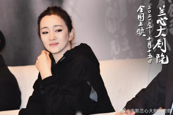 弟弟收割機，是她們