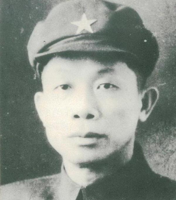 他是解放海南島的功臣,論資歷可授上將,建國後為何銷聲匿跡了? 他是解放海南島的功臣,論資歷可授上將,建國後為何銷聲匿跡了?