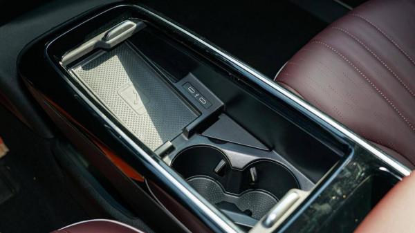 試駕上汽大眾ID.6 X 三排七座 續航588km