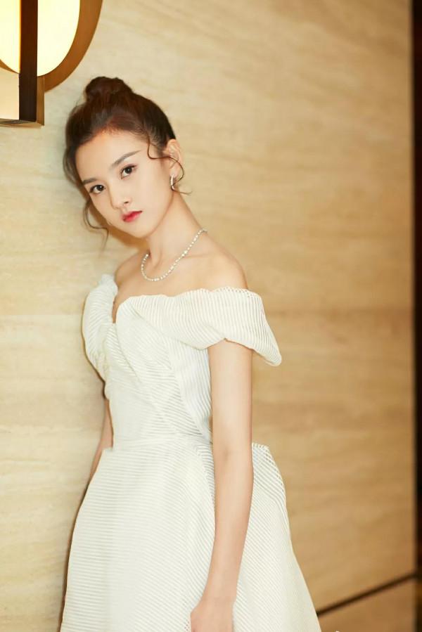 宋祖兒可愛優雅的照片