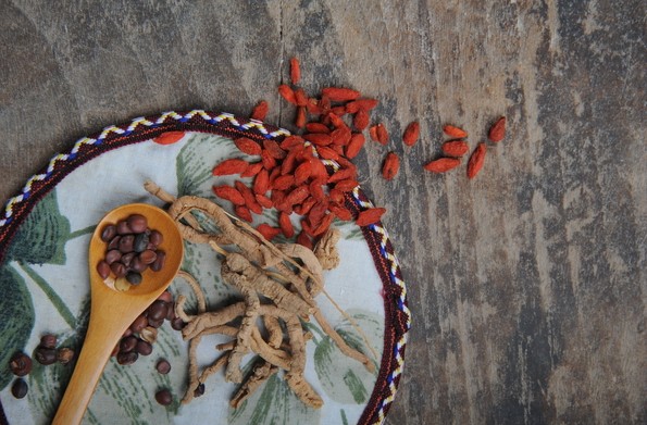 晨喝“通便水”、午喝“養腎茶”、晚喝“安神湯”！從早補到晚，給2022年打個好底子