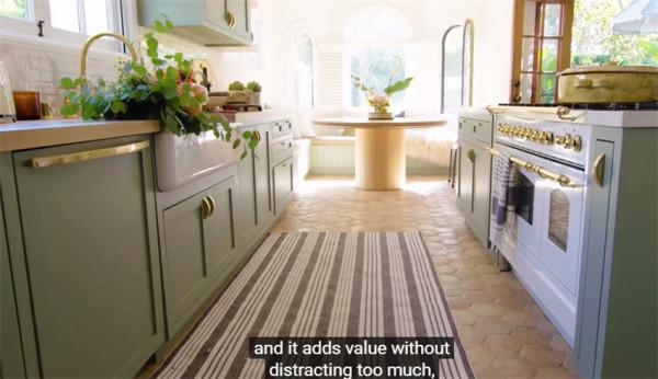 吸血鬼日記女主豪宅首曝光!室內裝修意外簡潔,網友:很有品味 吸血鬼日記女主豪宅首曝光!室內裝修意外簡潔,網友:很有品味