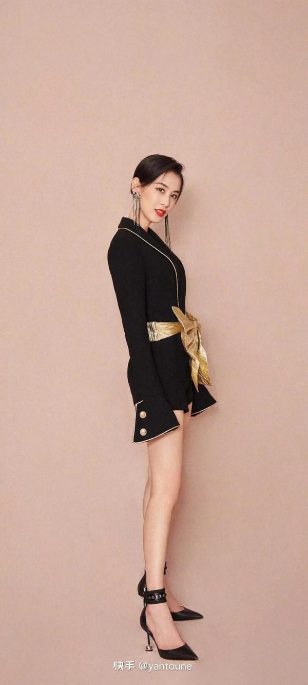 青春靚麗女神黃聖依 青春靚麗女神黃聖依