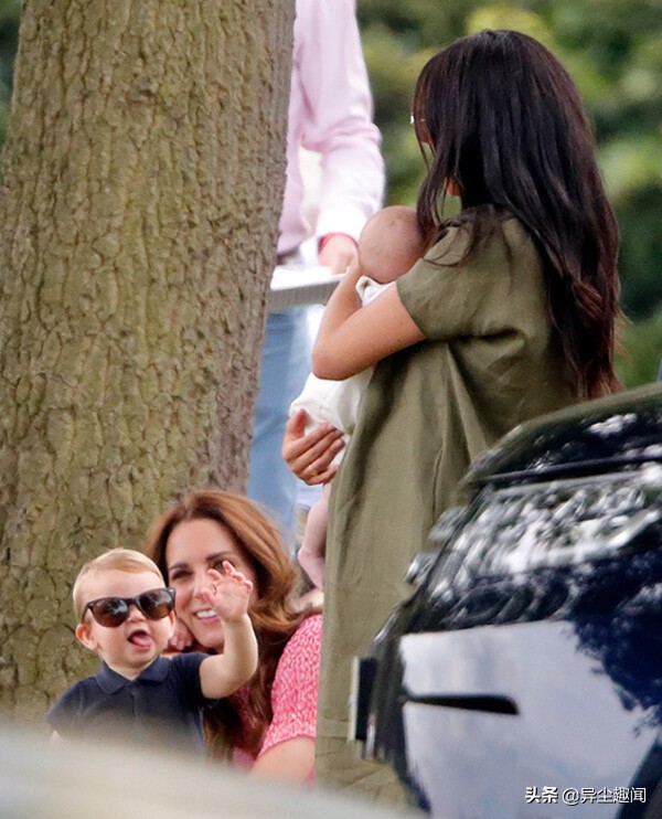 11張歐洲王室的小王子和小公主最可愛的照片 11張歐洲王室的小王子和小公主最可愛的照片