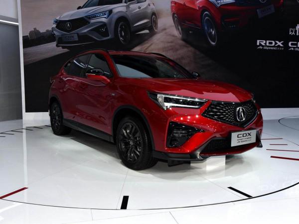 空間比肩本田CR-V，油耗低還更豪華，實拍謳歌CDX