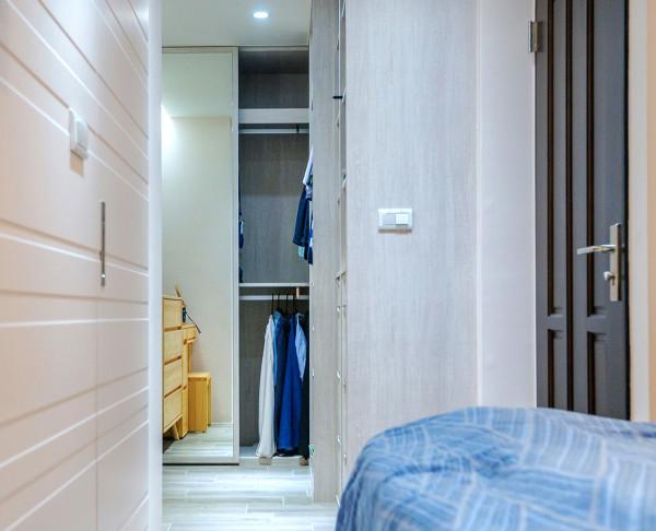 收放之間，砌成一道流動牆景