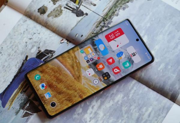 三款年度旗艦級好評手機，七大配置看點