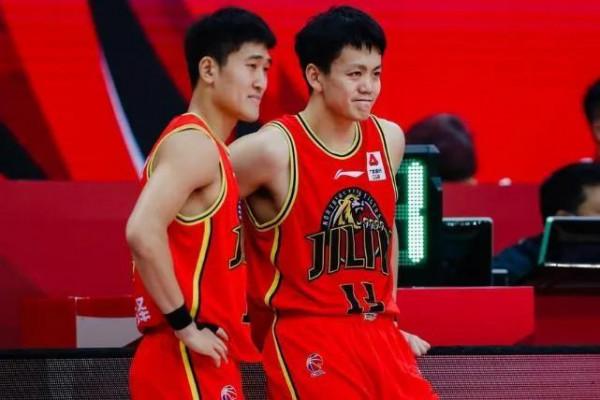 CCTV5直播,內線佔優,趙繼偉領銜戰雙姜,遼寧對吉林欲取三連勝 CCTV5直播,內線佔優,趙繼偉領銜戰雙姜,遼寧對吉林欲取三連勝