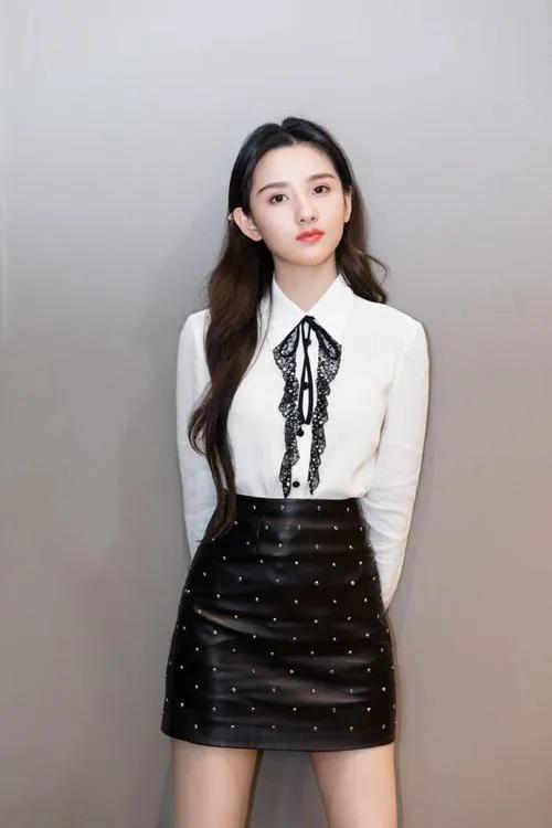 青年演員宋祖兒，恬靜可愛