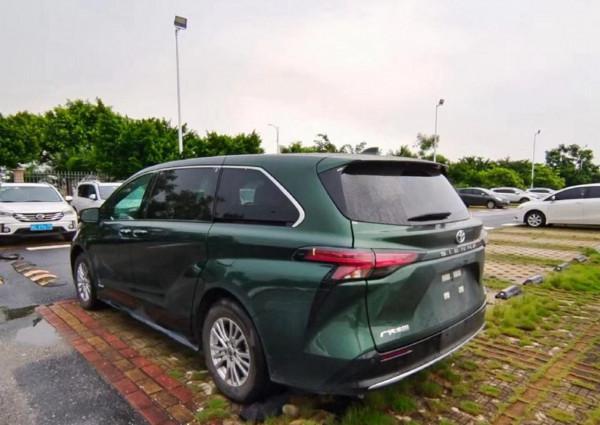 終於來了!廣汽豐田塞那現身,配混動有四驅,競爭GL8勝算幾何? 終於來了!廣汽豐田塞那現身,配混動有四驅,競爭GL8勝算幾何?