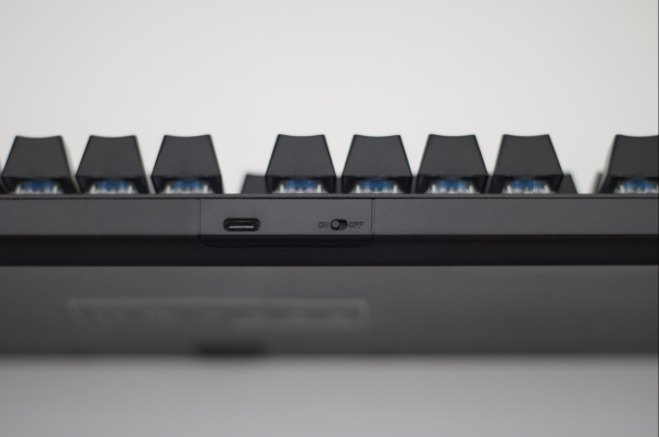 讓遊戲更自由——雷柏V500PRO多模鍵盤 讓遊戲更自由——雷柏V500PRO多模鍵盤