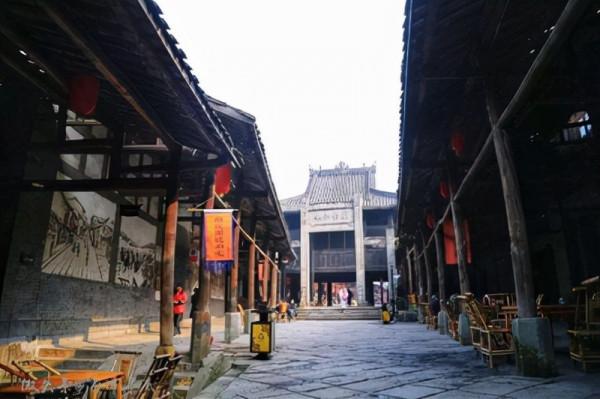 四川又一景區走紅，被譽為“中國的諾亞方舟”，距市區只有57公里