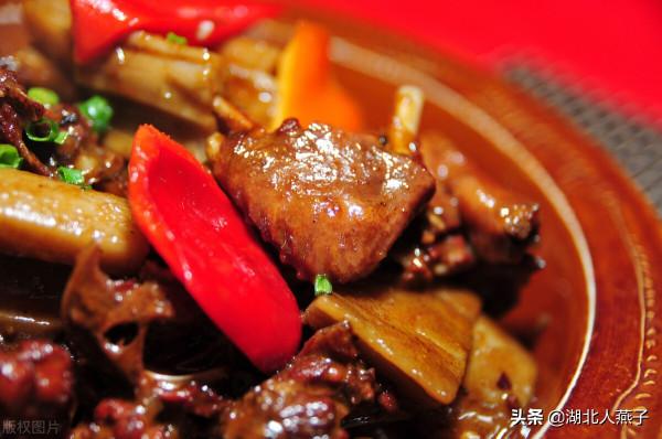 湖北最出名的20道名菜，葷素都有，每一道菜都是湖北人的心頭愛