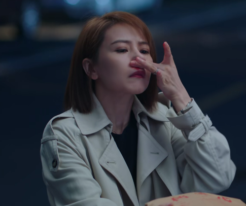 高圓圓的“清醒”，讓多少“無戲可拍”的中年女演員大夢初醒