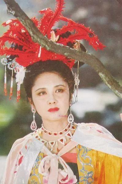 西遊記10大絕色美女，孔雀公主排第7，嫦娥仙子也只能排第2