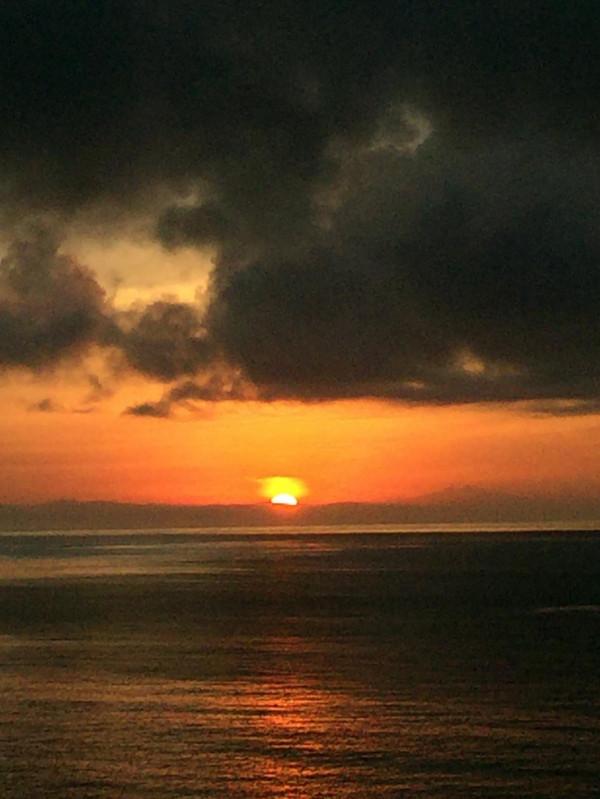 有人說,每一朵雲都是一首詩 有人說,每一朵雲都是一首詩