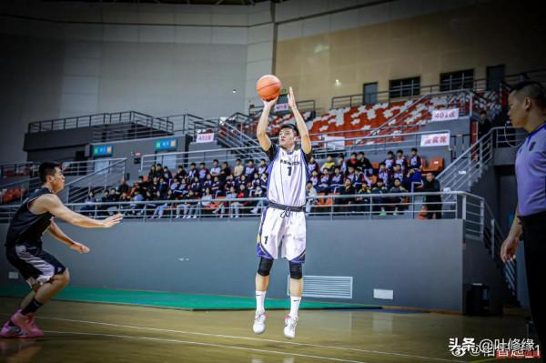 CUBA兩位神投手莊戰和相智超，為何莊戰被選中？相智超落選？