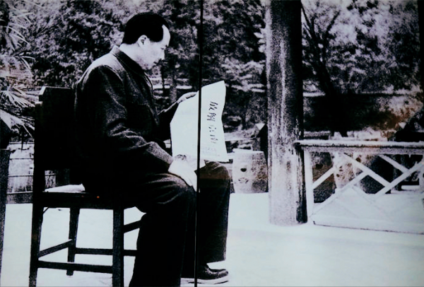 炮擊英國紫石英號軍艦，毛澤東電報指示，“如敢來犯，則打擊之”