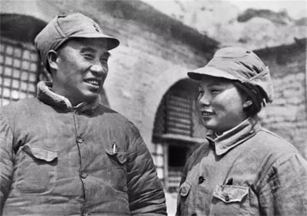 55年授銜時，十大開國元帥夫人被授什麼銜？分別擔任什麼職務？