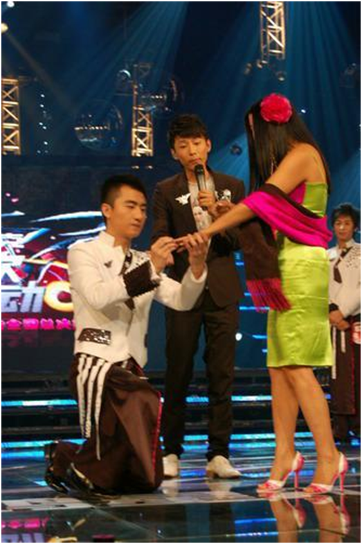 國際走婚族，表白總統薩科奇，“人間異類”楊二車娜姆的瀟灑人生