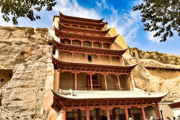 中國最豪華的旅遊火車專列開通了，沿途風景每一幀都是世界級大片