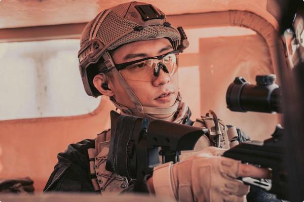 網傳劇版《紅海行動》要來了，擬邀主演易烊千璽歐豪，目測要大火