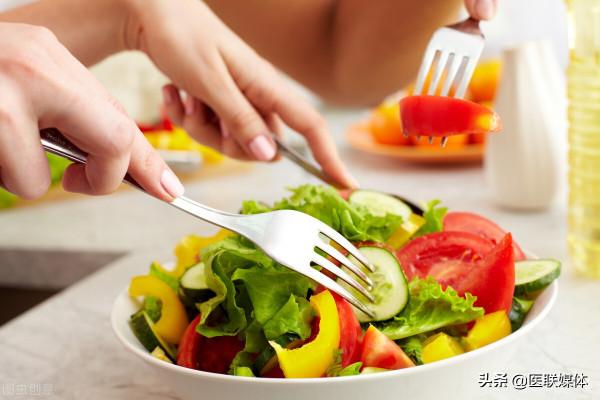 一定要睡夠8小時才健康？這4個誤區，別再被騙了