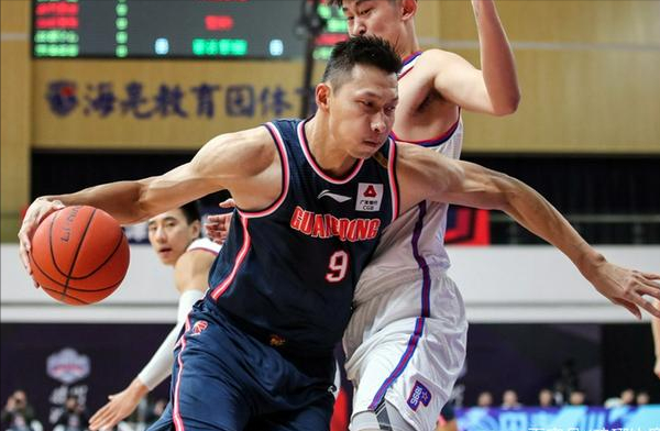 新賽季傷愈迴歸三大神,易建聯難當第一,丁彥雨航只能排第三 新賽季傷愈迴歸三大神,易建聯難當第一,丁彥雨航只能排第三