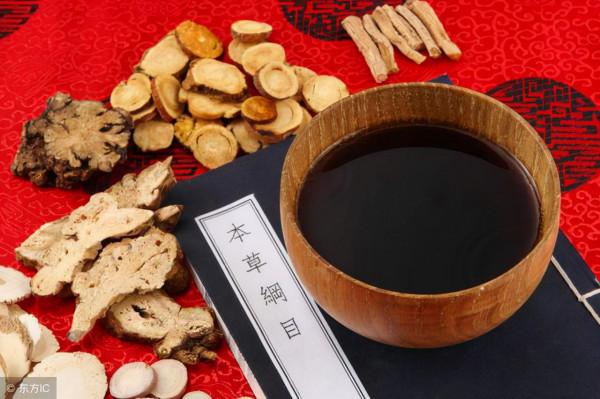 溼熱體質的這6點你佔了幾個？判斷是脾胃溼熱還是肝膽溼熱是重點