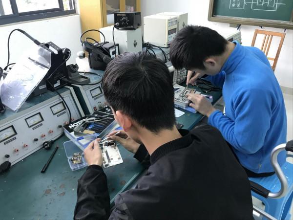 蘋果“偷走”了我們的“維修權” 蘋果“偷走”了我們的“維修權”