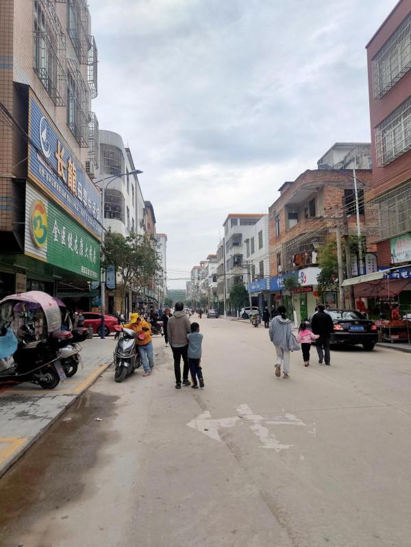 今天初六去走圩