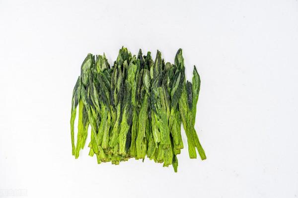 從天真女孩到絕望主婦再到傲骨賢妻，這是多少女人走過的路